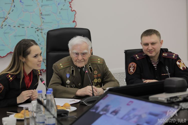 Тульские и Волгоградские росгвардейцы провели телемост с ветеранами Великой Отечественной войны - участниками Сталинградской битвы