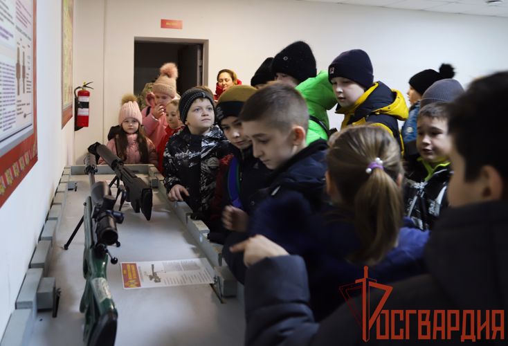 На базе ОМОН Управления Росгвардии по Тульской области состоялся день открытых дверей