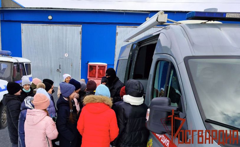 В Туле на базе ОМОН регионального Управления Росгвардии состоялся день открытых дверей