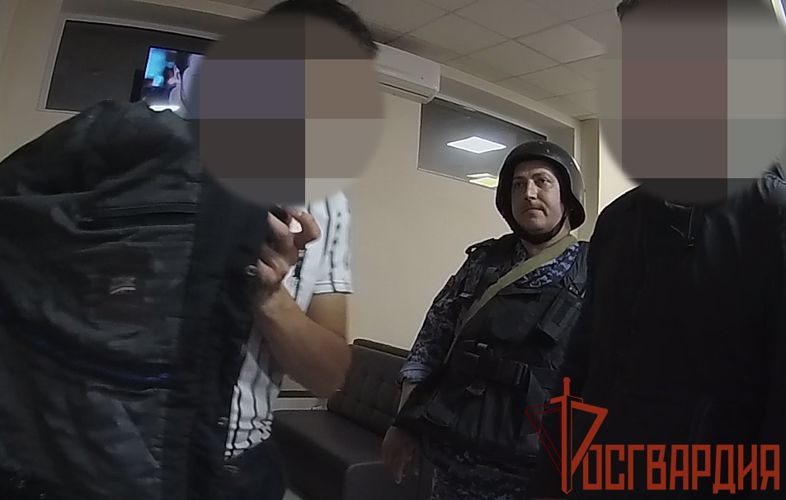 В Туле сотрудники Росгвардии задержали подозреваемого в краже мобильного телефона