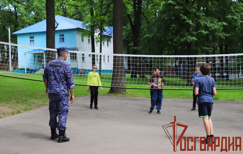 Тульские росгвардейцы присоединились ко всероссийскому ведомственному проекту «Каникулы с Росгвардией» 