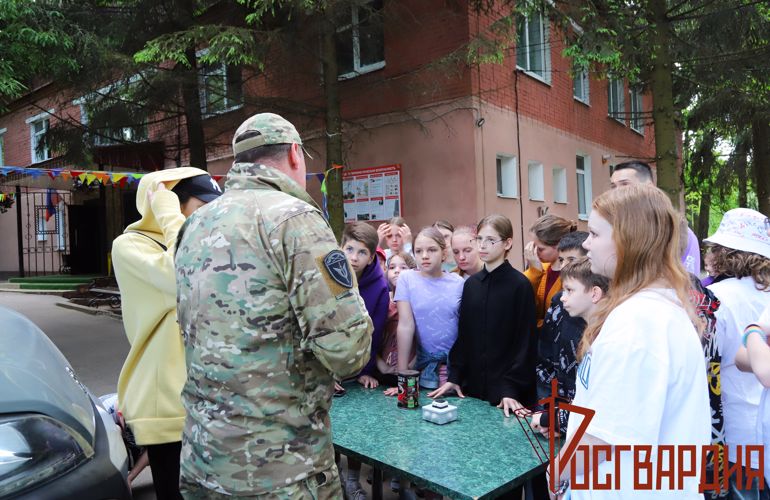 Тульские росгвардейцы присоединились ко всероссийскому ведомственному проекту «Каникулы с Росгвардией» 