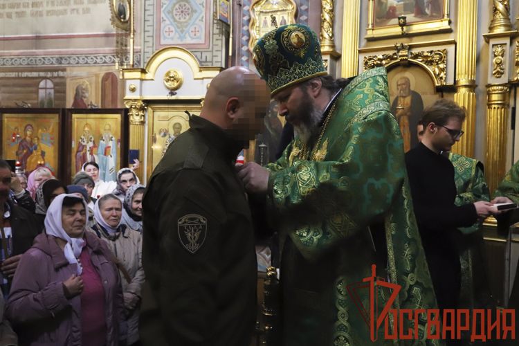 В Туле медалью «За веру и доблесть» награждены росгвардейцы - участники СВО