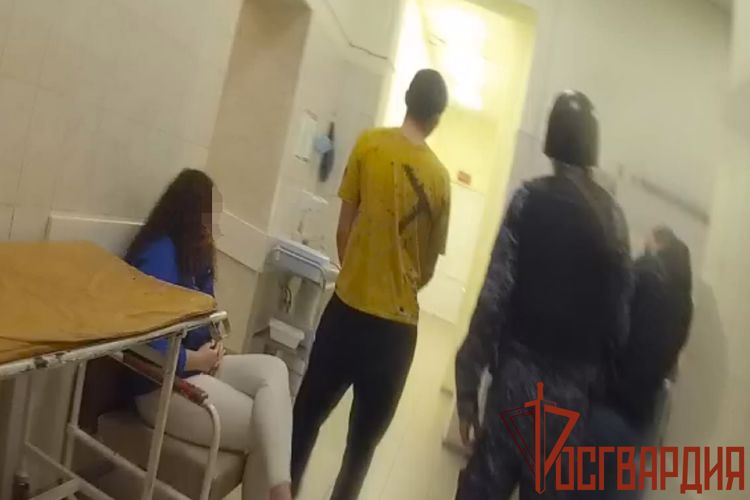 Росгвардейцы задержали агрессивного посетителя больницы в Туле