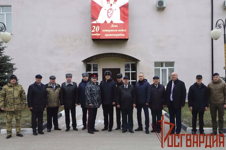 День ветерана войск правопорядка отметили росгвардейцы в Туле