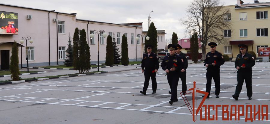 Тульские росгвардейцы почтили память погибших сотрудников