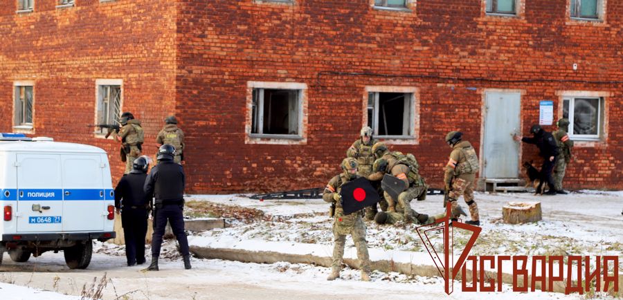 Тульские росгвардейцы приняли участие в антитеррористическом учение на объекте ОПК