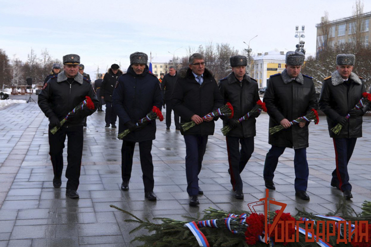 Росгвардейцы приняли участие в мероприятии, посвященном 82-й годовщине окончания Тульской оборонительной операции