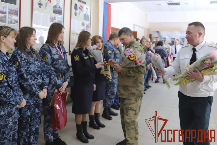 Турнир по стрельбе среди женщин силовых ведомств состоялся в Туле 