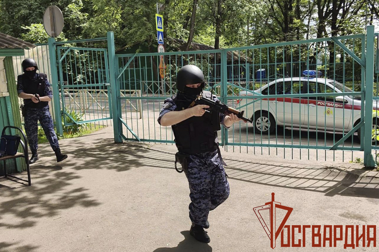 Сотрудники Управления Росгвардии по Тульской области отработали действия при поступлении сигнала «Тревога» из детского лагеря