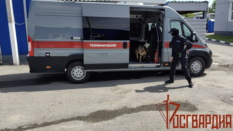 Начальник Управления Росгвардии по Тульской области поздравил кинологов с профессиональным праздником