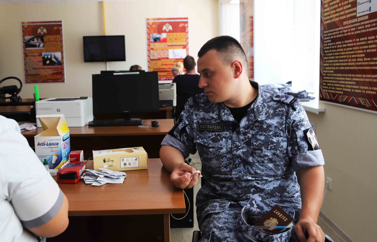 Тульские росгвардейцы продолжают принимать участие в ведомственной акции «От сердца к сердцу»