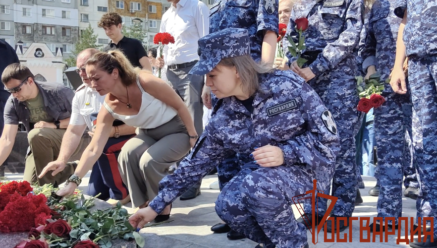 Росгвардейцы приняли участие в памятном мероприятии, посвященном Дню ветеранов боевых действий в Туле