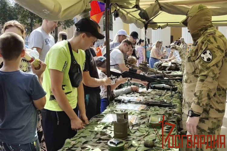 Мероприятие «Один день с Росгвардией» прошло в Тульской области