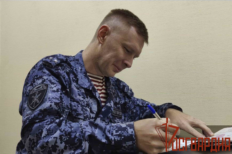 Росгвардейцы продолжают участие в донорской акции «От сердца к сердцу» в Туле (видео)