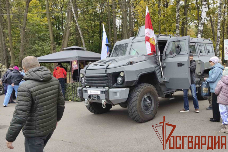 Тульские росгвардейцы приняли участие в праздничных мероприятиях ко Дню отца