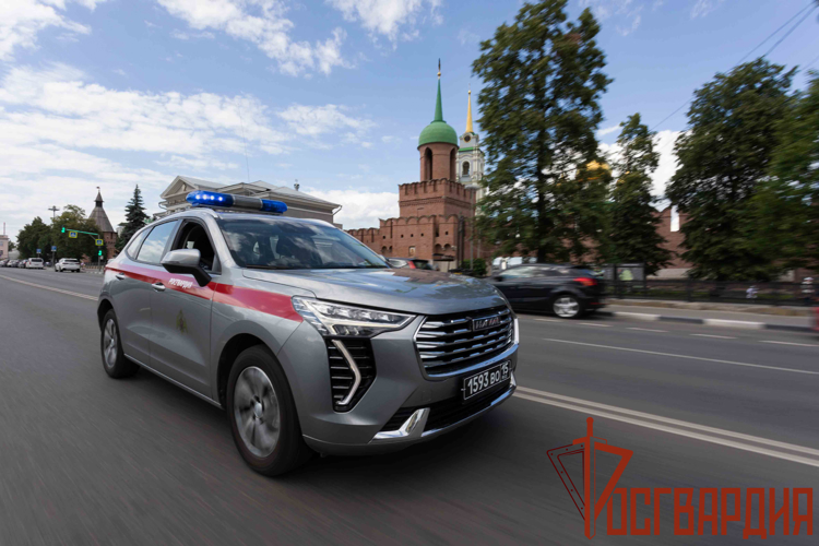 Тульские росгвардейцы более 180 раз за неделю выезжали по сигналу «тревога» на охраняемые объекты