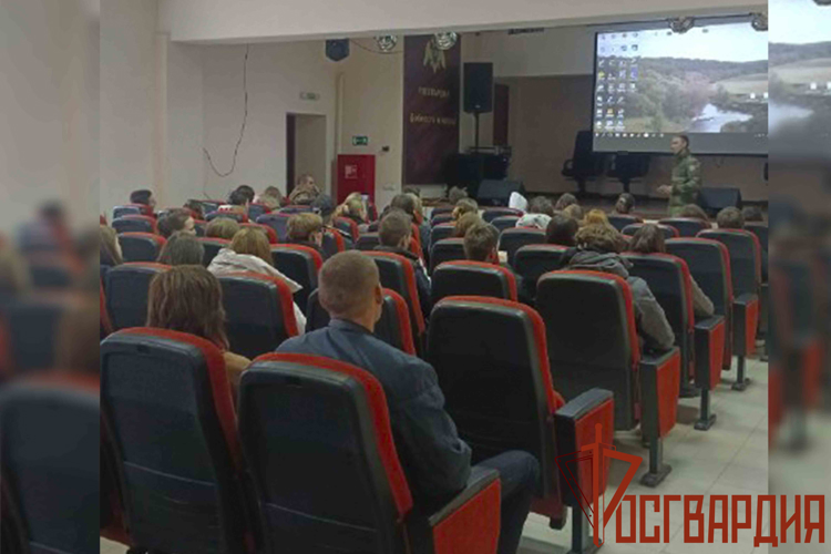 На базе ОМОН Управления Росгвардии по Тульской области состоялся день открытых дверей