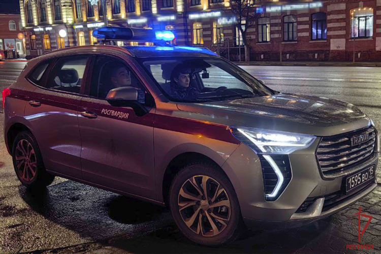 Росгвардейцы задержали мужчину на маршруте патрулирования в Туле