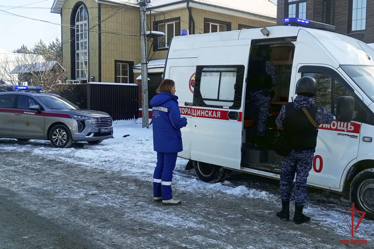 Тульские росгвардейцы задержали условного дебошира в автомобиле скорой медицинской помощи