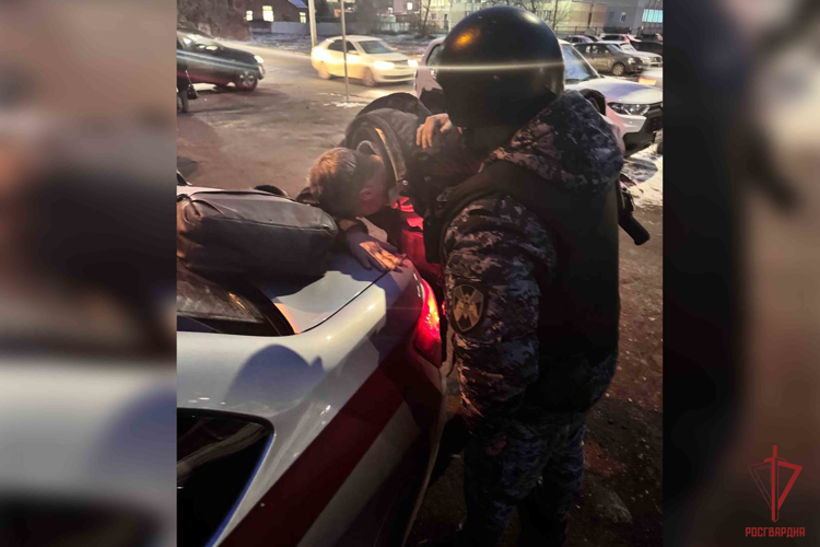  Тульские росгвардейцы задержали мужчину за хулиганство