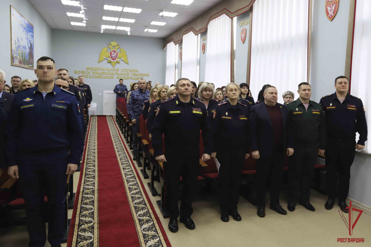 Подразделения государственного контроля и лицензионно-разрешительной работы Росгвардии отмечают профессиональный праздник