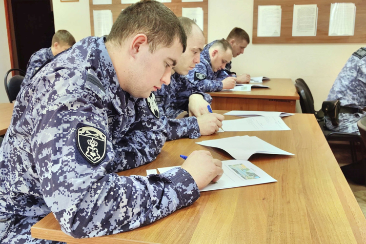 В Туле выбрали лучшую группу задержания вневедомственной охраны (видео)