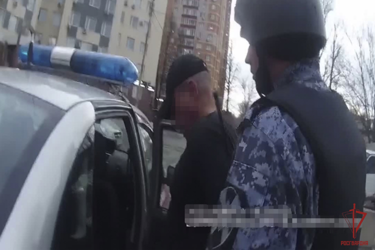 Сотрудники вневедомственной охраны задержали хулигана в Туле