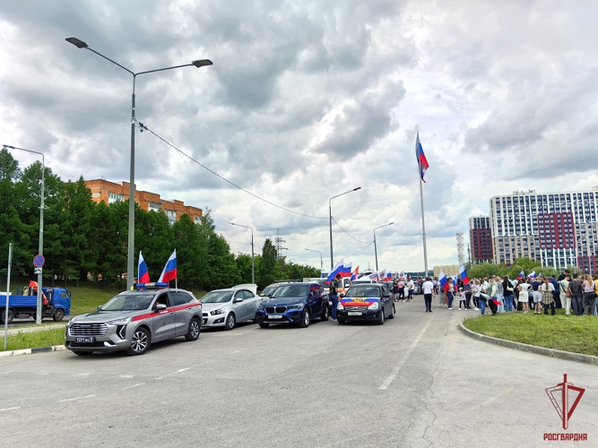 Тульские росгвардейцы приняли участие в праздничных мероприятиях, посвященных Дню России