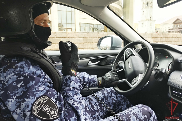 Росгвардейцы провели тренировку на одном из охраняемых объектов культурного учреждения в Туле