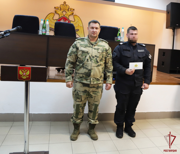 Сотрудники ОМОН "Молот" Управления Росгвардии по Тульской области отмечают профессиональный праздник 