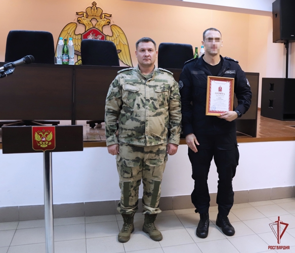 Сотрудники ОМОН "Молот" Управления Росгвардии по Тульской области отмечают профессиональный праздник 