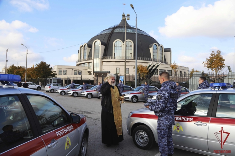 Новые служебные автомобили получили подразделения вневедомственной охраны Росгвардии в Туле 