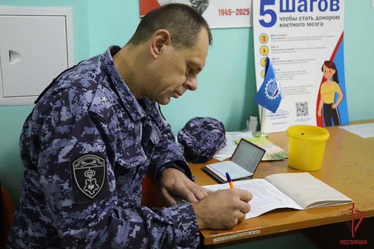 Росгвардейцы продолжают принимать участие в ведомственной акции «От сердца к сердцу» в Туле