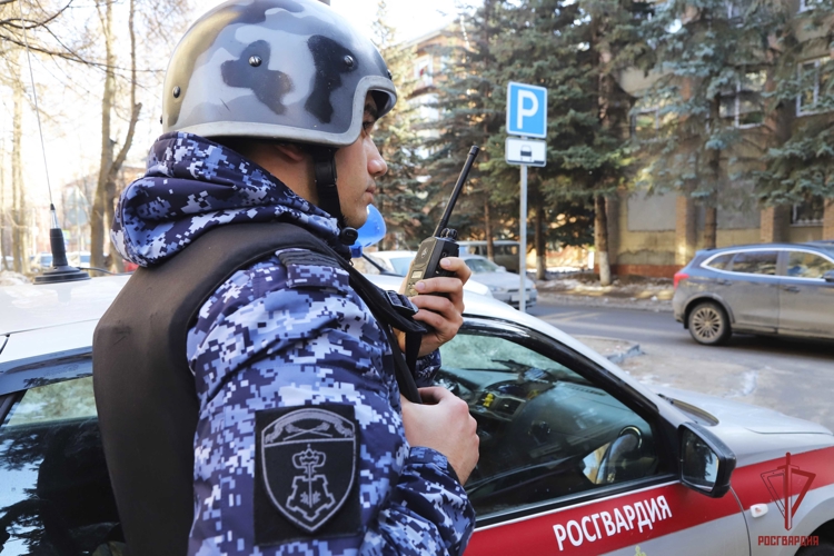 Росгвардейцы за неделю пресекли более 40 административных правонарушений