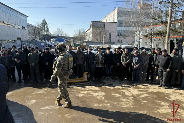  В Тульской области при содействии ОМОН Росгвардии прошли мероприятия по противодействию незаконной миграции