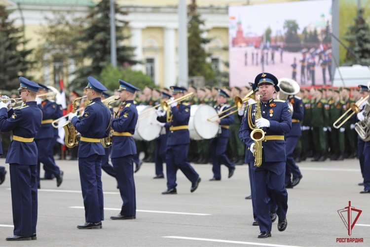Росгвардейцы приняли участие в Параде Победы в Туле