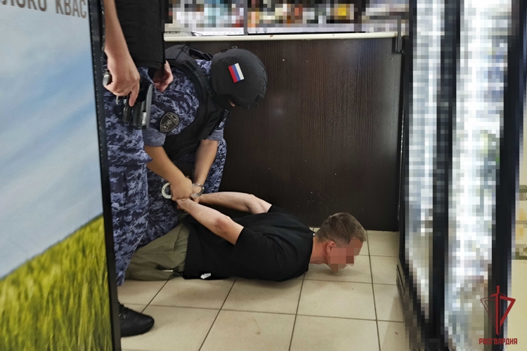 Росгвардейцы провели тактико-специальное занятие на охраняемом объекте в Туле