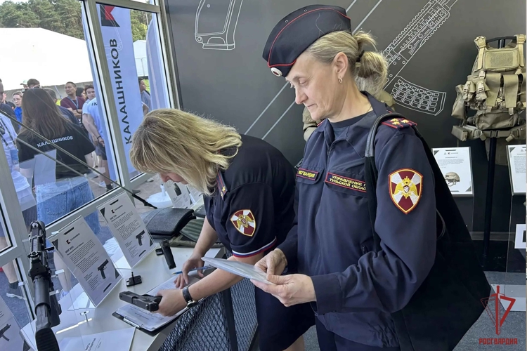Росгвардия обеспечила безопасность на XIV Международном молодежном промышленном Форуме в Тульской области